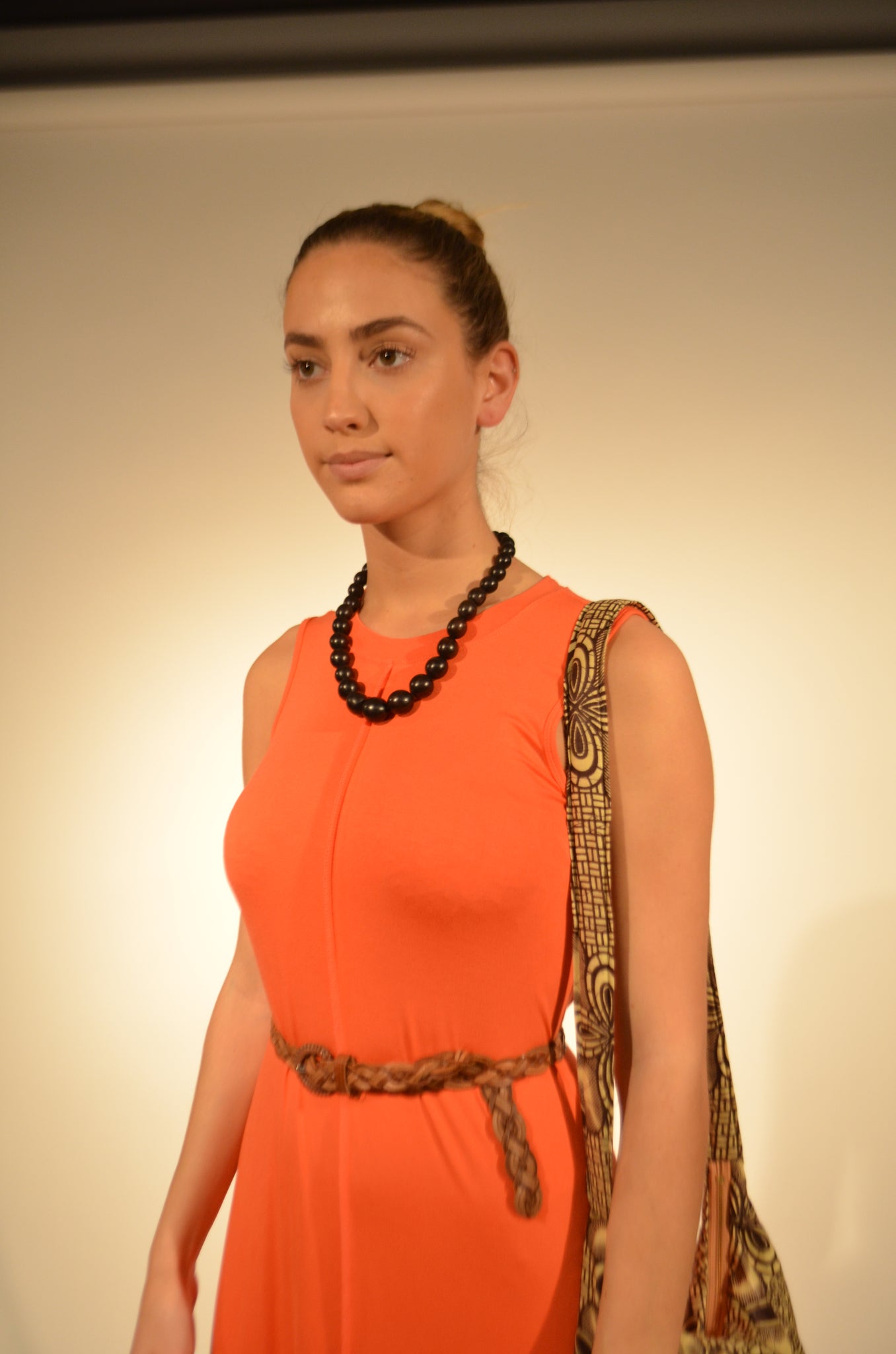 Mahogany Wood Necklace - Round